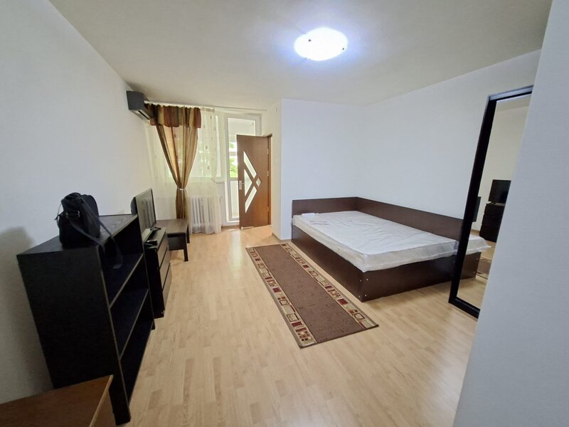 Obor, Colentina, Teiul Doamnei vav Sectia 7 Politie