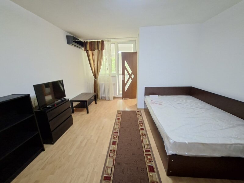 Obor, Colentina, Teiul Doamnei vav Sectia 7 Politie